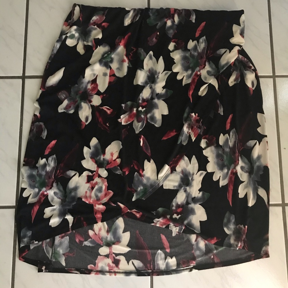 Meri Skye Wrap Front High-Low PullOn Skirt
